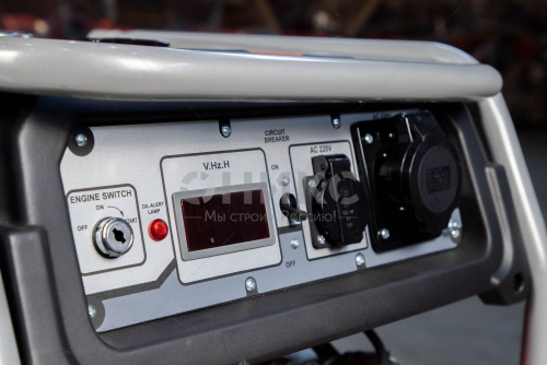 Генератор бензиновый TOR KM11000H 8,0 кВт 220В 33 л с кнопкой запуска и колесами - Оникс